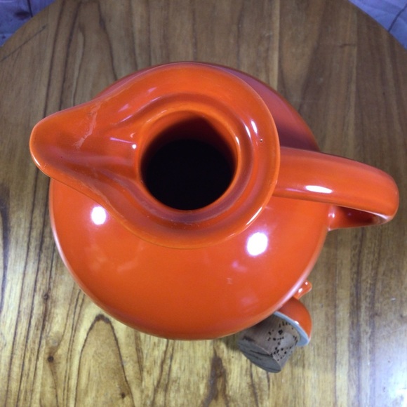 Vintage Fiestaware Original Red Carafe with Corked Lid - Picture 10 of 14